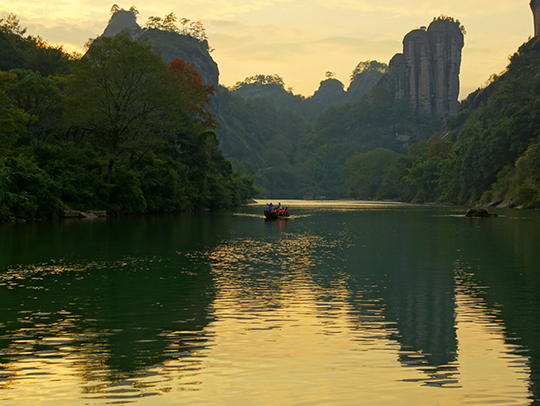 九曲溪竹筏漂流